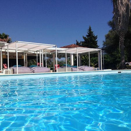 Athina Aparthotel Kávos Buitenkant foto