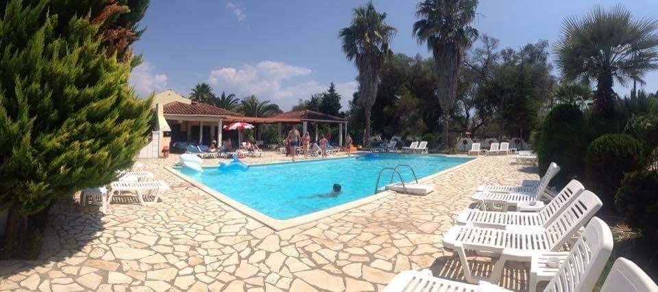 Athina Aparthotel Kávos Buitenkant foto