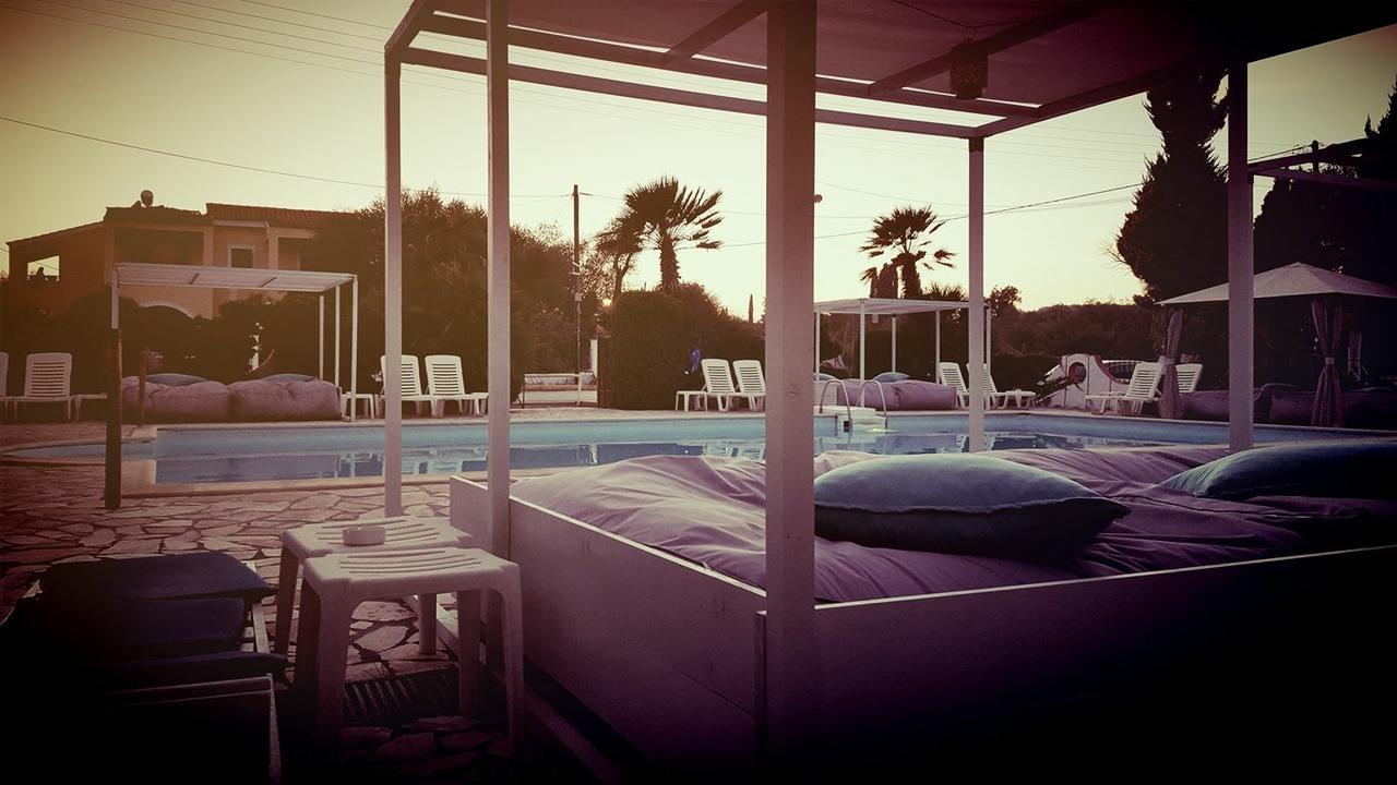 Athina Aparthotel Kávos Buitenkant foto